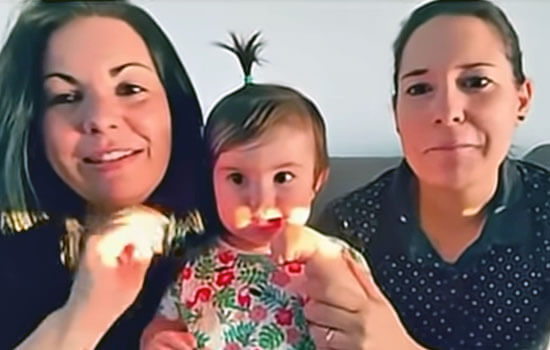 Cristina y Belinda, madres mediante método ROPA